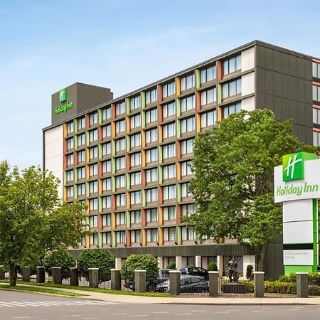 Holiday Inn Boston - Cambridge Area By Ihg Сомервилл Экстерьер фото