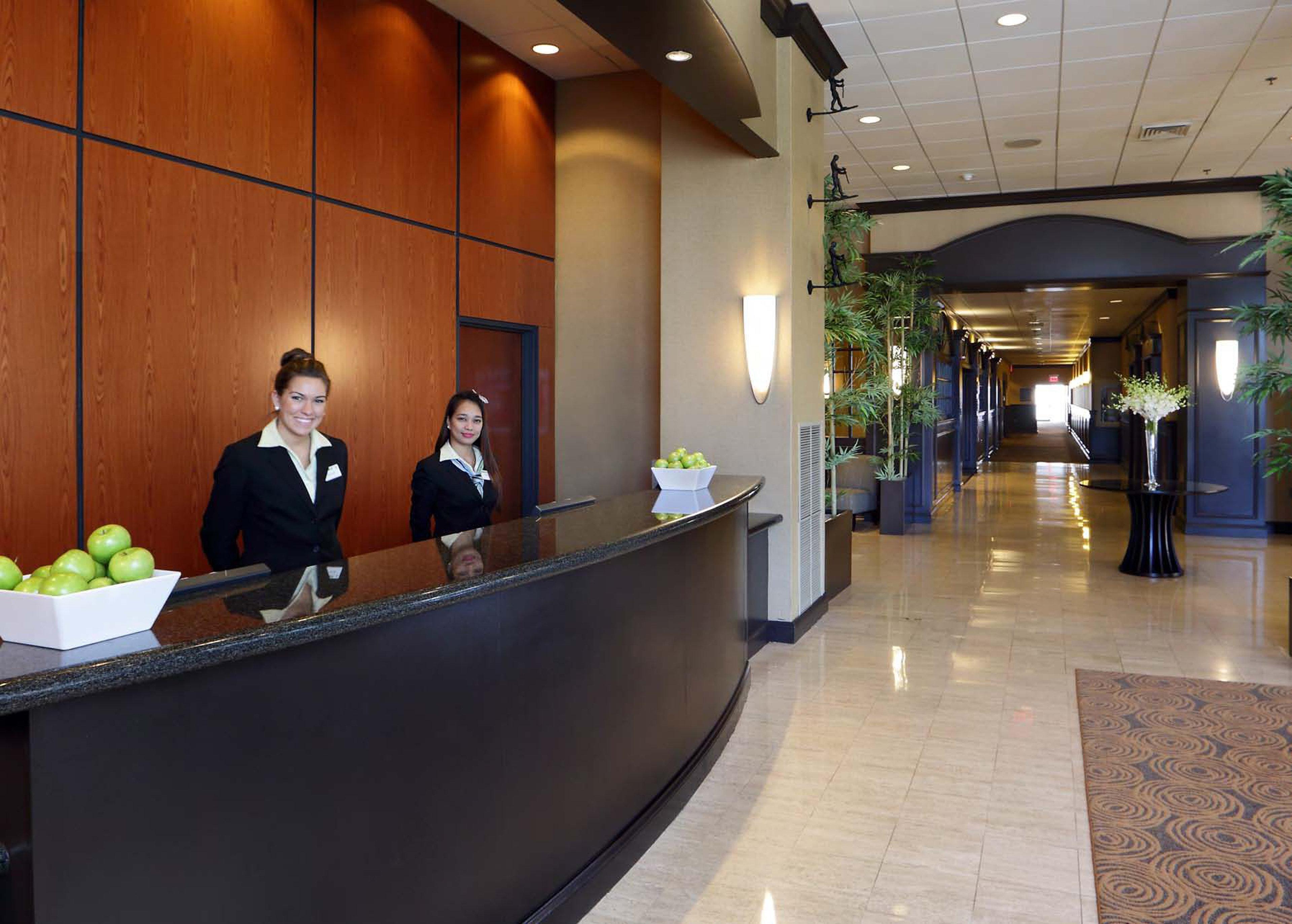 Holiday Inn Boston - Cambridge Area By Ihg Сомервилл Экстерьер фото