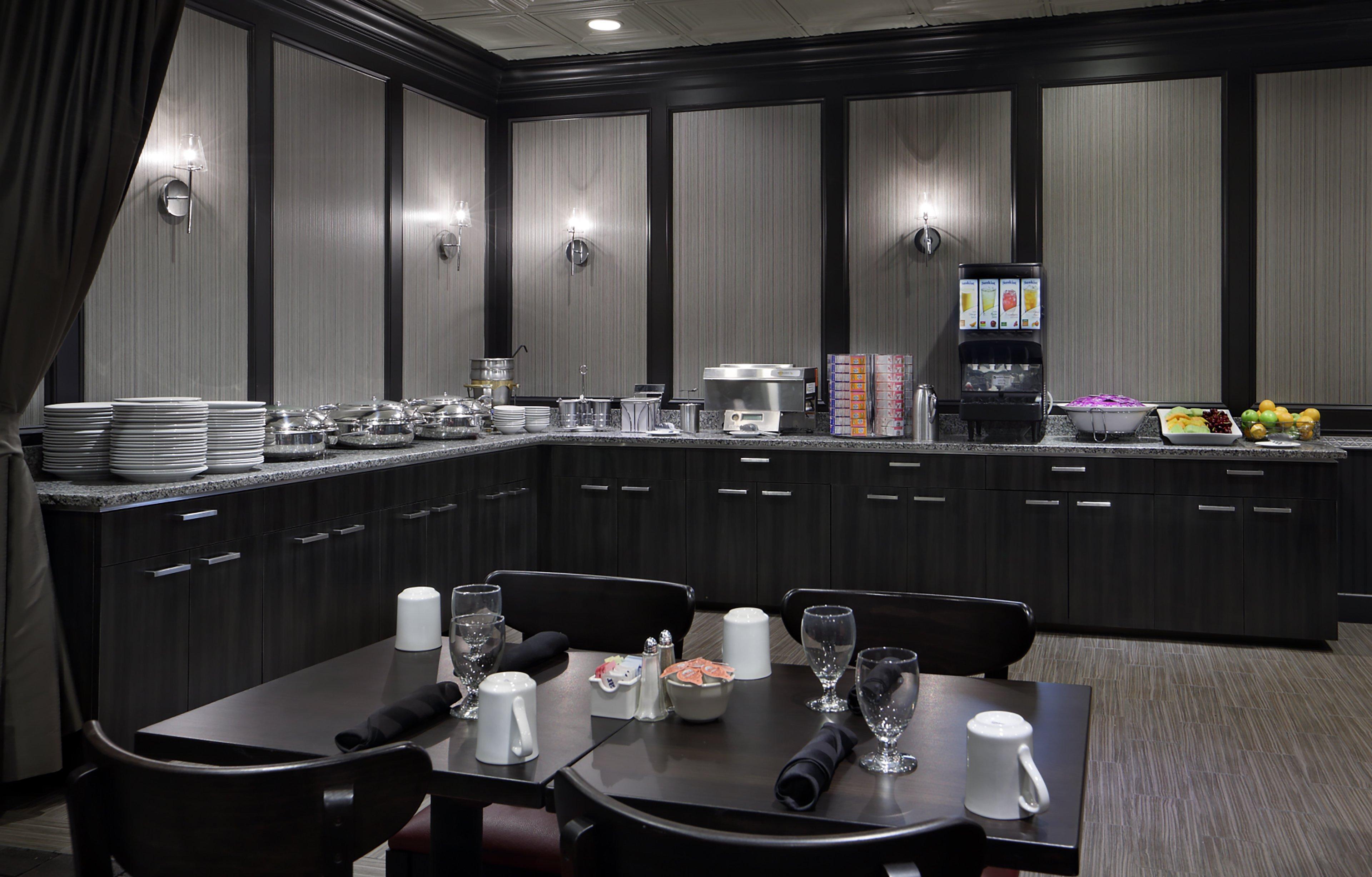 Holiday Inn Boston - Cambridge Area By Ihg Сомервилл Экстерьер фото