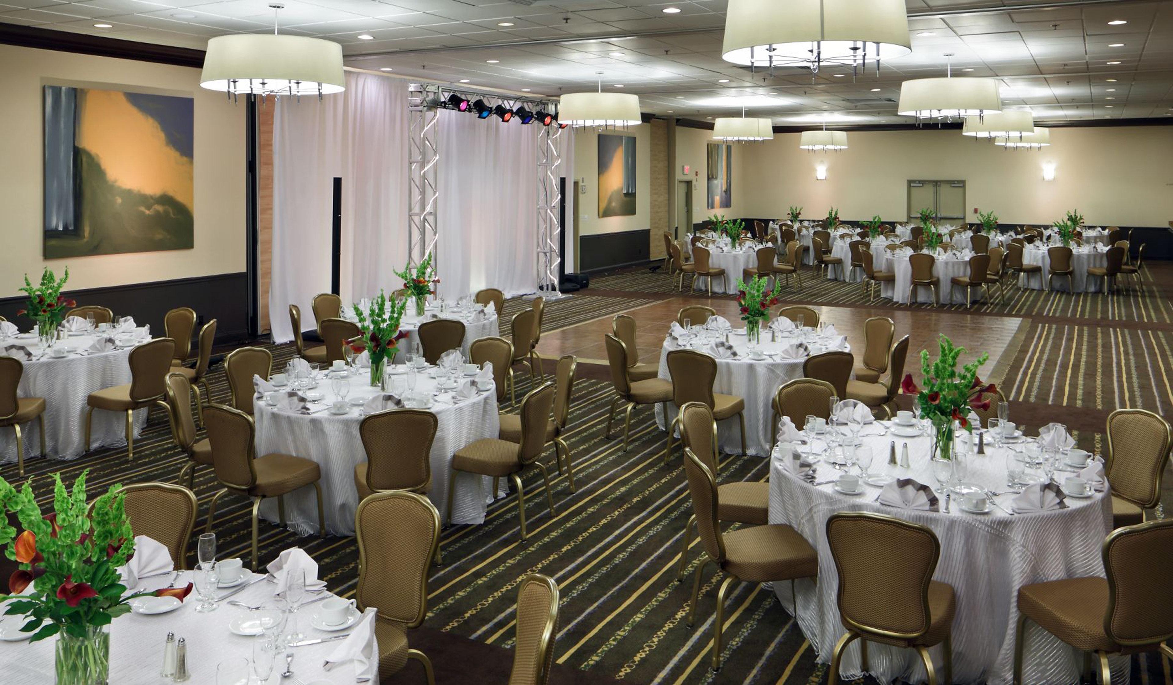 Holiday Inn Boston - Cambridge Area By Ihg Сомервилл Экстерьер фото