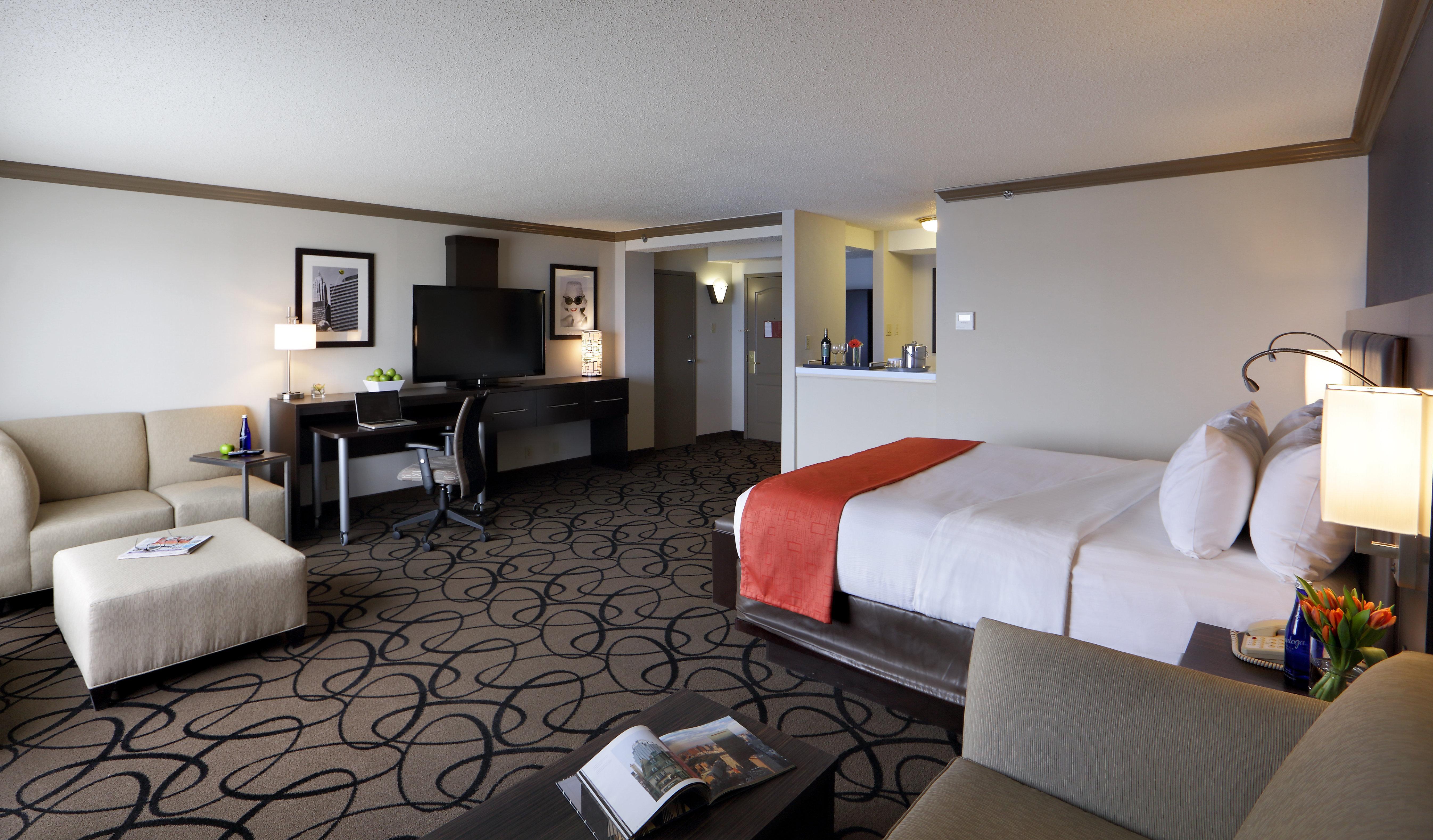Holiday Inn Boston - Cambridge Area By Ihg Сомервилл Экстерьер фото